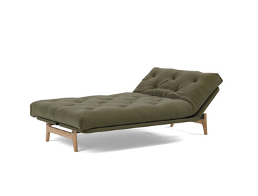 Aslak 120 sovesofa med Classic madras i 316 Cordufine Pine Green, med hovedenden hævet