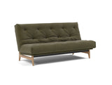 Aslak 140 sovesofa med Soft Spring madras i 316 Cordufine Pine Green, set skråt forfra
