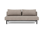 Sly sovesofa i 472 Yuveno Warm Grey, set forfra