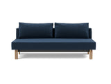 Sly Wood sovesofa i 414 Esina Indigo Blue, set forfra