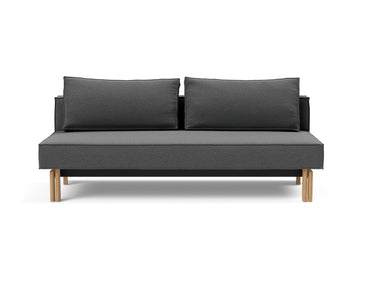 Sly Wood sovesofa i 852 Mahoga Seal Grey, set forfra