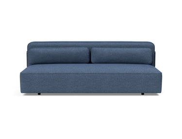 Yonata sovesofa i 302 Weda Blue, set forfra
