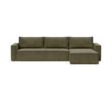 Newilla sovesofa med chaiselong i 316 Cordufine Pine Green, set forfra