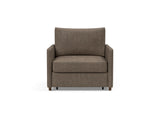 Neah stol med slim armlæn i 411 Esina Cedar Brown, set forfra