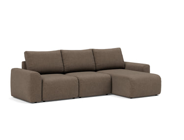 Norum sovesofa med chaiselong og Chunky armlæn i 411 Esina Cedar Brown, set skråt forfra