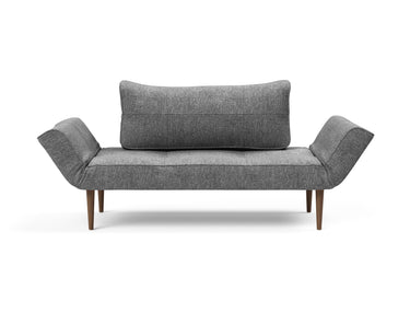 Zeal Styletto daybed i 563 Twist Charcoal, set forfra