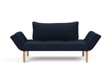 Zeal Bow daybed i 528 Mixed Dance Blue, set forfra