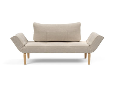 Zeal Bow daybed i 612 Blida Sand Grey, set forfra