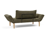 Zeal Bow daybed i 316 Cordufine Pine Green, set skråt bagfra