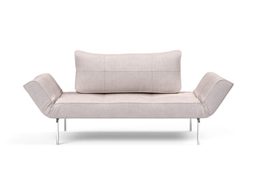 Zeal Straw daybed i 300 Weda Sand, set forfra