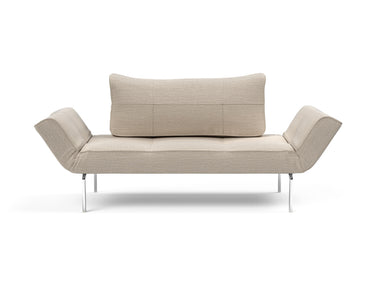 Zeal Straw daybed i 612 Blida Sand Grey, set forfra