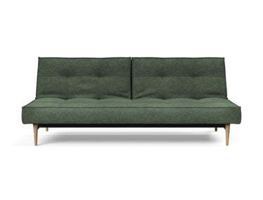 Splitback Styletto Light Wood sovesofa i 281 Avella Pine Green, set forfra