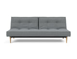 Splitback Styletto Light Wood sovesofa i 320 Corocco Shadow Grey, set forfra