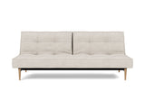 Splitback Styletto Light Wood sovesofa i 470 Yuveno Natural, set forfra
