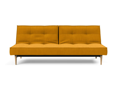 Splitback Styletto Light Wood sovesofa i 507 Elegance Burned Curry, set forfra