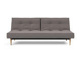 Splitback Styletto Light Wood sovesofa i 521 Mixed Dance Grey, set forfra