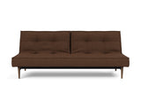 Splitback Styletto Dark Wood sovesofa i 359 Taura Cappuccino, set forfra