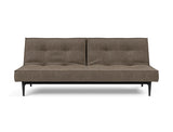 Splitback Styletto Black Wood sovesofa i 411 Esina Cedar Brown, set forfra