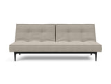 Splitback Styletto Black Wood sovesofa i 579 Kenya Gravel, set forfra