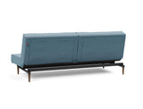 Splitback Styletto Dark Wood sovesofa i 525 Mixed Dance Light Blue, set skråt bagfra