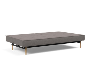 Splitback Styletto Light Wood sovesofa i 521 Mixed Dance Grey, slået ud til seng