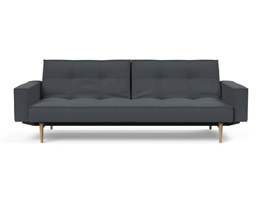 Splitback Styletto Light Wood sovesofa med armlæn i 894 Mozart Grey Bronze, set forfra