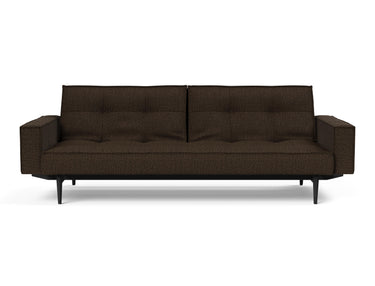 Splitback Styletto Black Wood sovesofa med armlæn i 358 Taura Chocco, set forfra