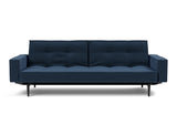 Splitback Styletto Black Wood sovesofa med armlæn i 414 Esina Indigo Blue, set forfra