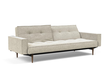 Splitback Styletto Dark Wood sovesofa med armlæn i 357 Taura Off White, med den ene ryghalvdel lænet tilbage