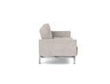 Splitback Chrome sovesofa med armlæn i 471 Yuveno Sand, set fra siden
