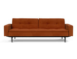 Dublexo Styletto Black Wood sovesofa med armlæn i 595 Corduroy Burnt Orange, set forfra