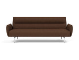 Jillis sovesofa med armlæn i 359 Taura Cappuccino, set forfra