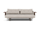 Recast Dark Styletto sovesofa med armlæn i 471 Yuveno Sand, set forfra