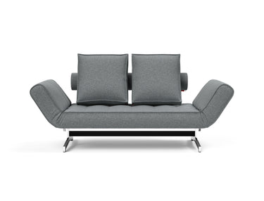 Ghia Chrome daybed i 320 Corocco Shadow Grey, set forfra