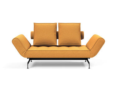 Ghia Laser daybed i 536 Bouclé Ochre, set forfra