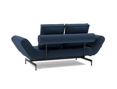 Ghia Laser daybed i 414 Esina Indigo Blue, set skråt bagfra