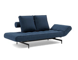 Ghia Laser daybed i 414 Esina Indigo Blue, med den ene side sænket