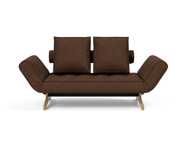Ghia Wood daybed i 359 Taura Cappuccino, set forfra