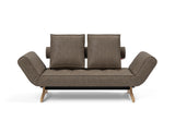 Ghia Wood daybed i 411 Esina Cedar Brown, set forfra