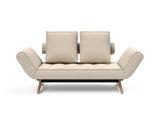 Ghia Wood daybed i 586 Phobos Latte, set forfra