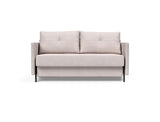 Cubed 140 sovesofa med armlæn i 300 Weda Sand, set forfra