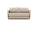 Cubed 140 sovesofa med armlæn i 410 Esina Almond, set forfra