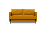 Cubed 140 sovesofa med armlæn i 507 Elegance Burned Curry, set forfra