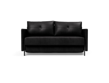 Cubed 140 sovesofa med armlæn i 550 Faunal Black, set forfra