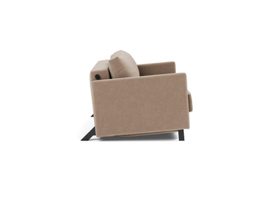 Cubed 140 sovesofa med armlæn i 417 Esina Mocha, set fra siden