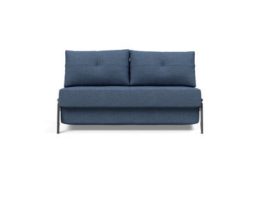 Cubed 140 Chrom sovesofa i 302 Weda Blue, set forfra