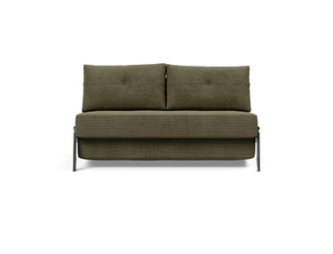 Cubed 140 Chrom sovesofa i 316 Cordufine Pine Green, set forfra
