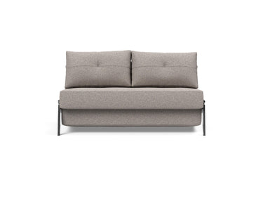 Cubed 140 Chrom sovesofa i 321 Corocco Warm Grey, set forfra