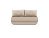 Cubed 140 Chrom sovesofa i 410 Esina Almond, set forfra