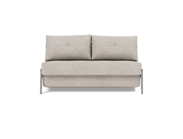 Cubed 140 Chrom sovesofa i 471 Yuveno Sand, set forfra